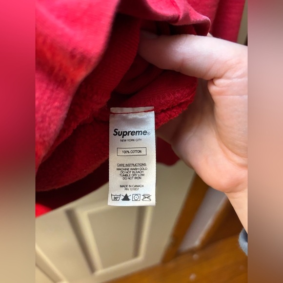 Supreme Small Box Hooded Sweatshirt - Picture 9 of 14